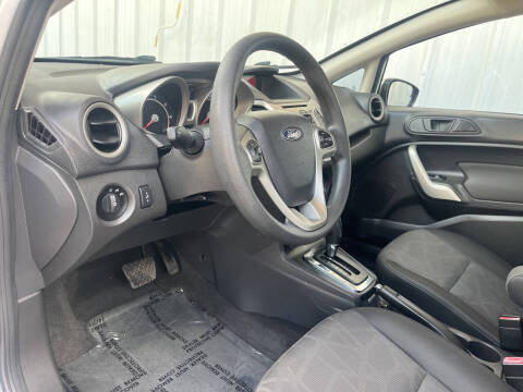 2013 Ford Fiesta SE