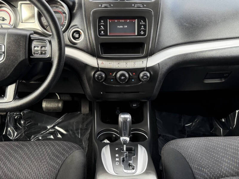 2019 Dodge Journey SE