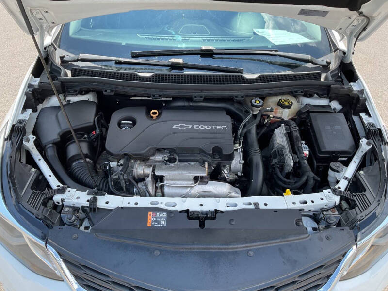 2017 Chevrolet Cruze LT Auto
