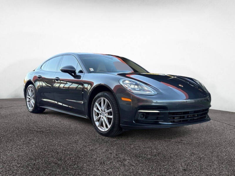 2019 Porsche Panamera 4