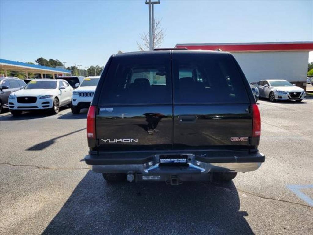 1998 GMC Yukon for sale at MOORE BROTHERS in Oxford, MS