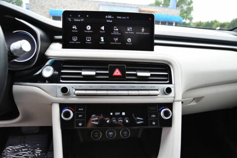 2024 Genesis G70 2.5T Standard