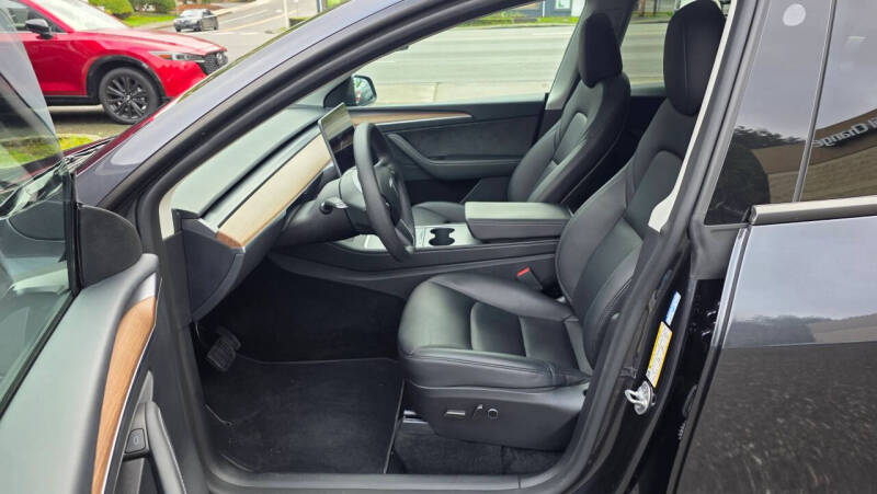 2024 Tesla Model Y Long Range