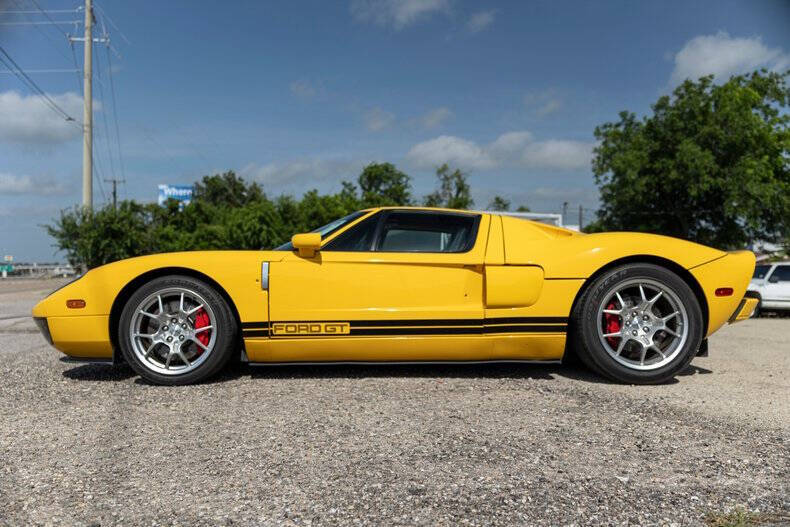 2005 Ford GT