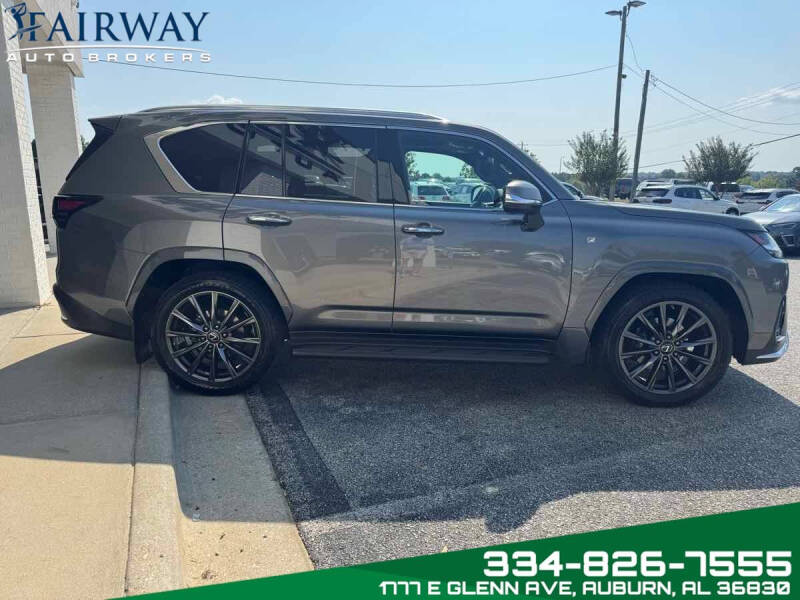 2023 Lexus LX 600 F SPORT Handling