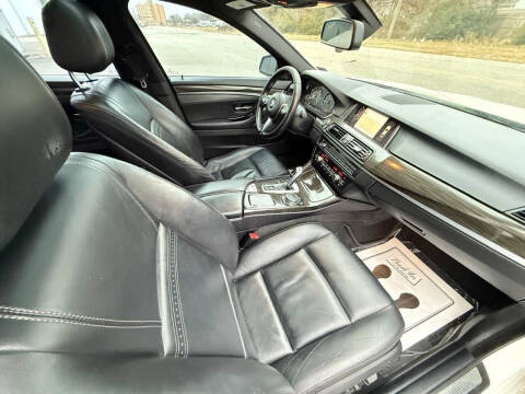 2015 BMW 5 Series 528i