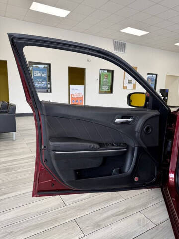 2017 Dodge Charger SXT