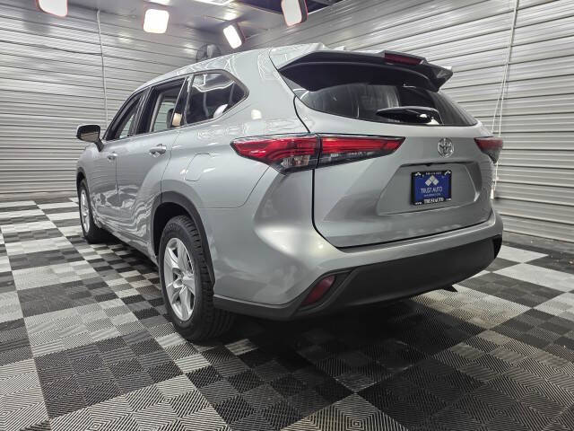 2021 Toyota Highlander LE