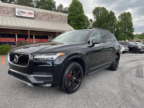 2017 Volvo XC90 T5 Momentum