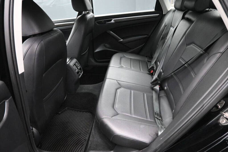 2016 Volkswagen Passat