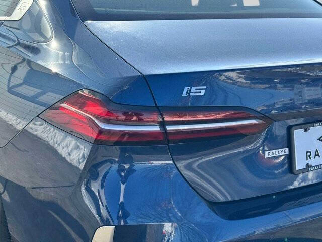 2024 BMW i5 eDrive40