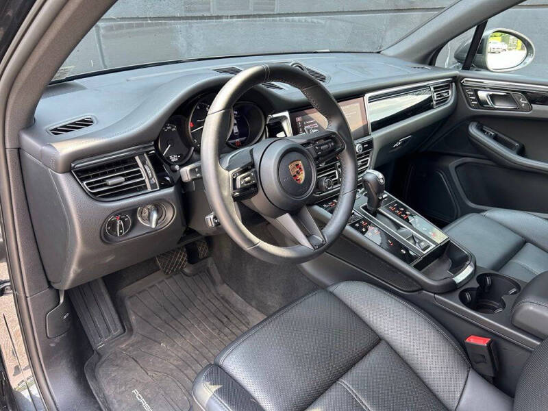 2026 Porsche Macan T