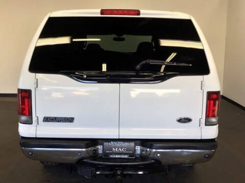 2003 Ford Excursion XLT