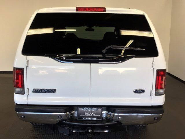 2003 Ford Excursion XLT