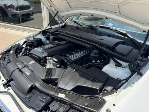 2012 BMW 3 Series