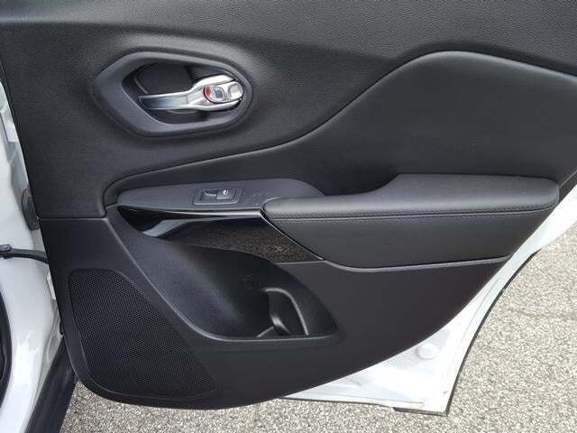 2020 Jeep Cherokee Altitude