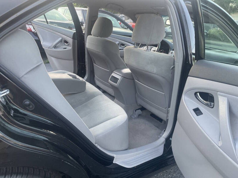 2009 Toyota Camry LE