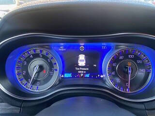 2019 Chrysler 300 Touring L