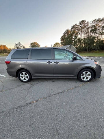 2018 Toyota Sienna L 7-Passenger