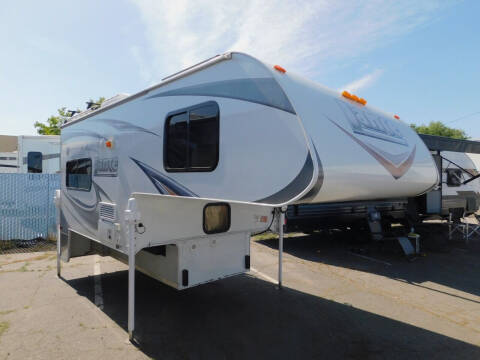 2012 Lance 850