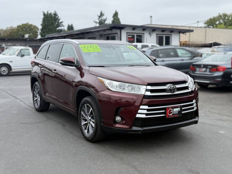 2017 Toyota Highlander SE