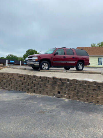 2004 Chevrolet Suburban for sale at AA Auto Sales in Independence MO