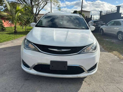 2018 Chrysler Pacifica Touring L