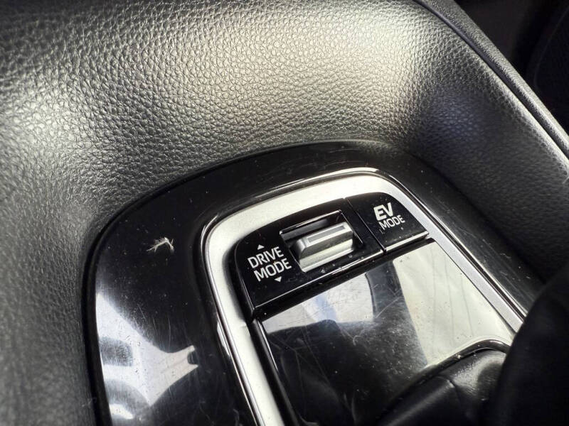 2023 Toyota Corolla Hybrid SE