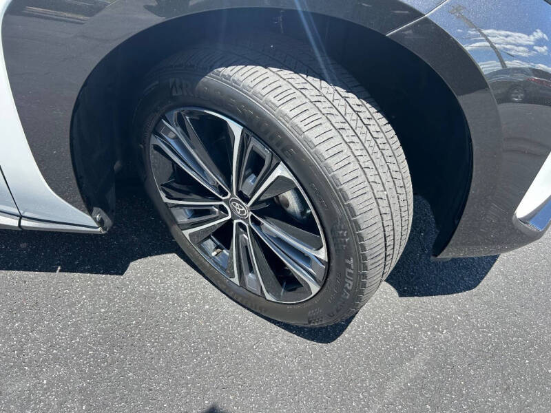 2023 Toyota bZ4X Limited