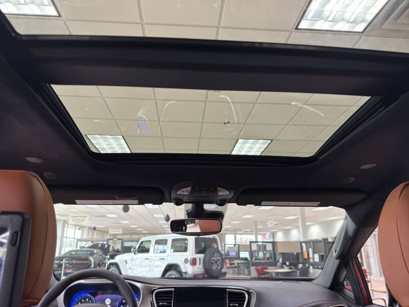 2026 Chrysler Pacifica Pinnacle