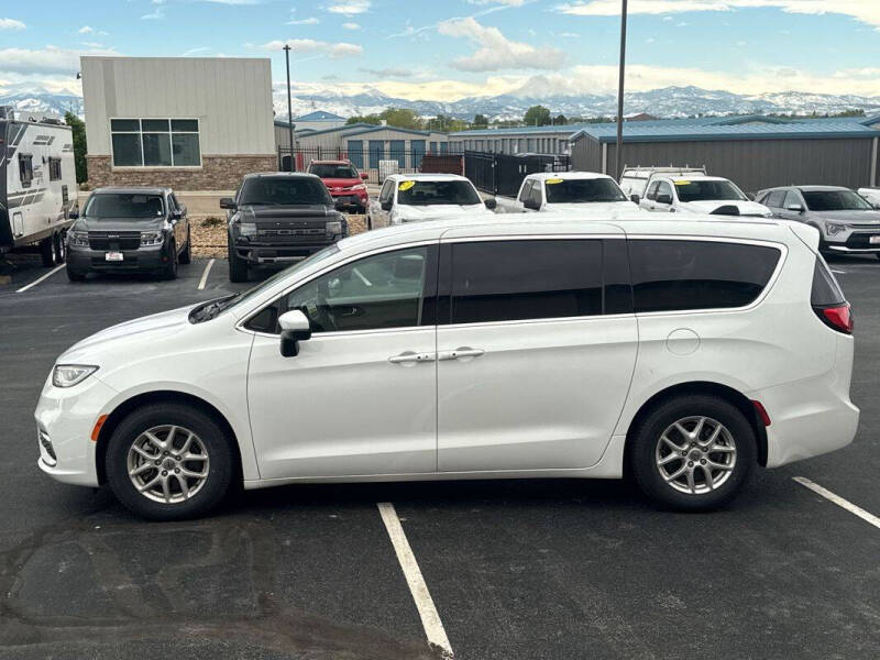 2023 Chrysler Pacifica Touring L