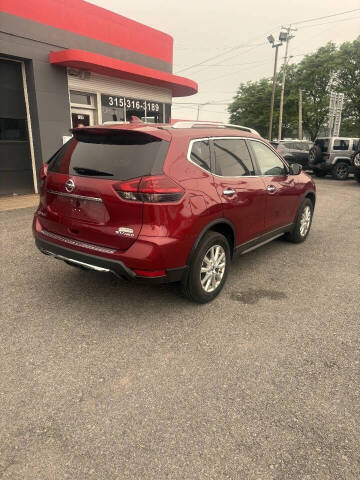 2018 Nissan Rogue SV