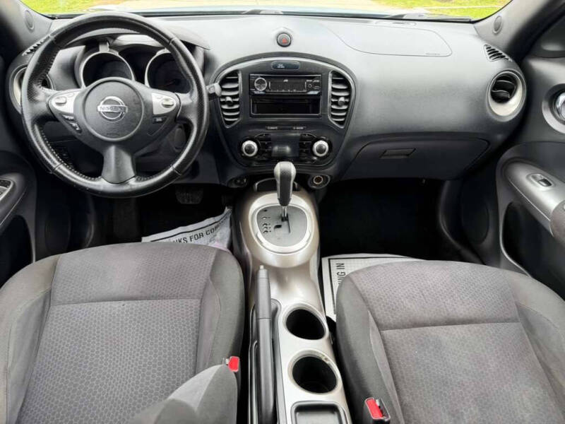 2011 Nissan JUKE S
