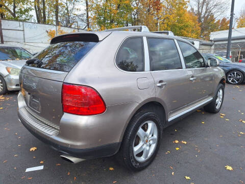 2004 Porsche Cayenne S
