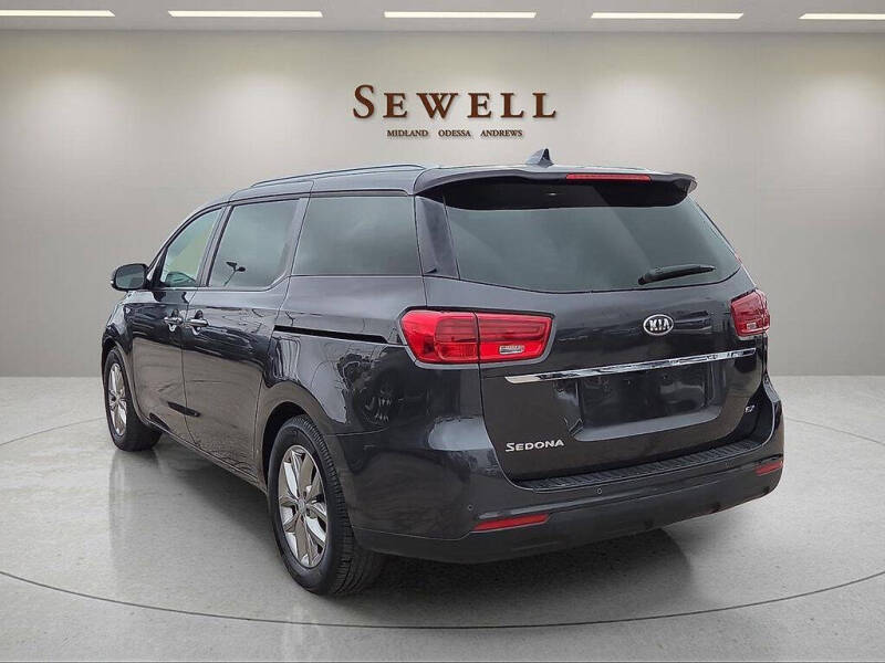 2021 Kia Sedona EX