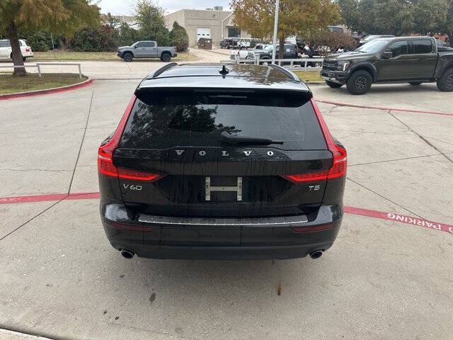 2020 Volvo V60 T5 Momentum