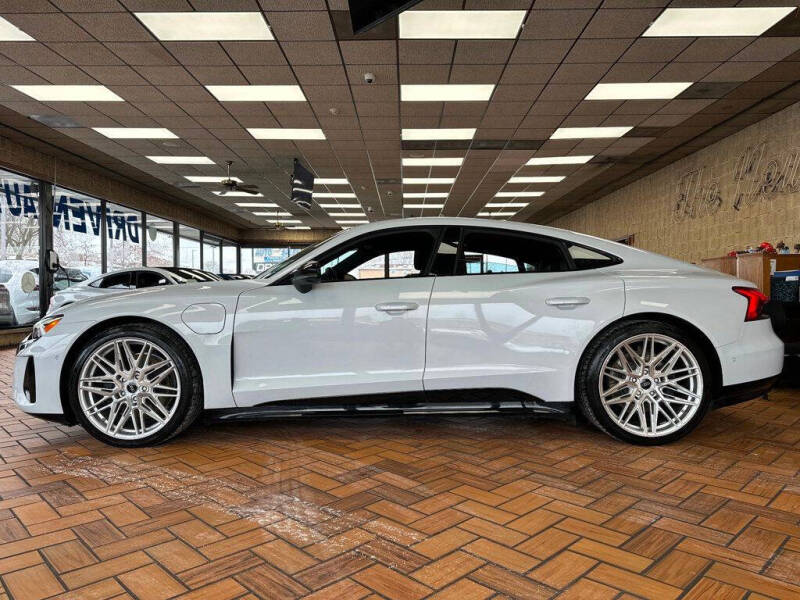 2022 Audi e-tron GT quattro Prestige