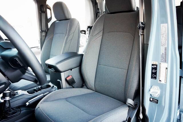 2025 Jeep Gladiator NightHawk