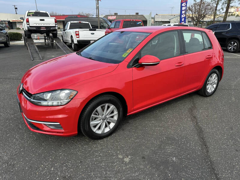 2019 Volkswagen Golf SE