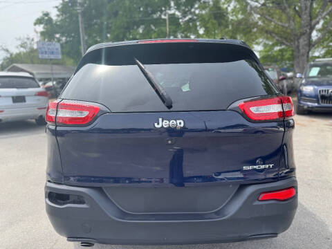 2016 Jeep Cherokee Sport