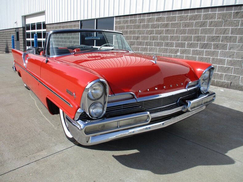 1957 Lincoln Premiere