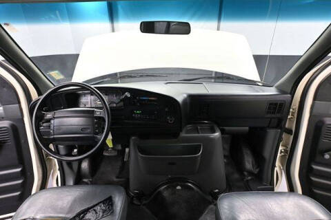 1995 Ford E-150 XL