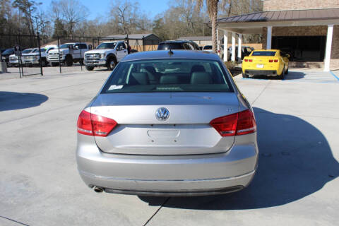 2012 Volkswagen Passat SEL Premium PZEV