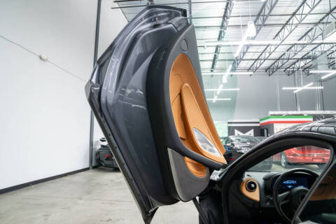 2025 McLaren GTS