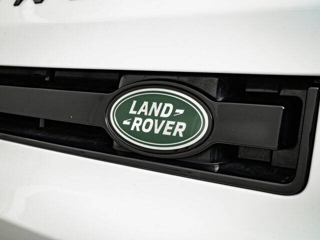 2024 Land Rover Defender 110 P400 X-Dynamic SE