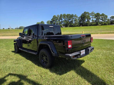 2025 Jeep Gladiator High Tide