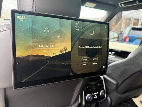 2023 Land Rover Range Rover P530 SE LWB