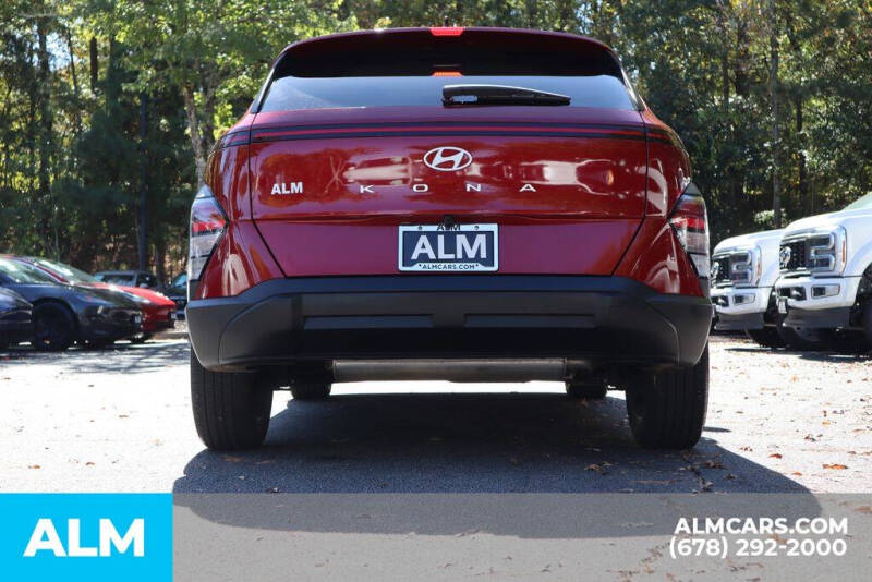 2025 Hyundai Kona SEL