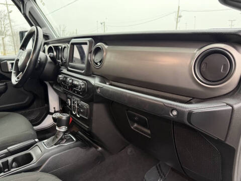 2021 Jeep Gladiator Sport