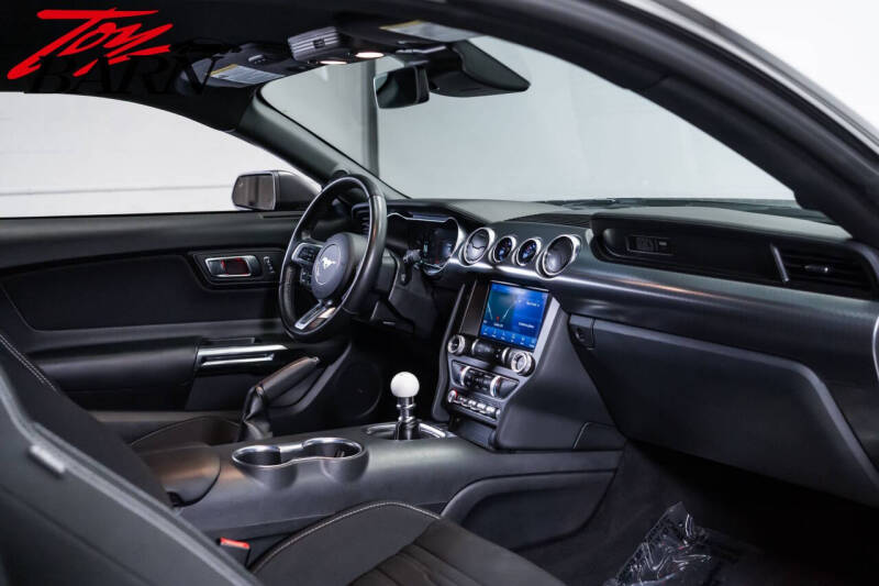 2022 Ford Mustang Mach 1